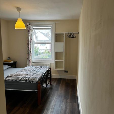 Nice And Pleasant Thornton Heath Extérieur photo